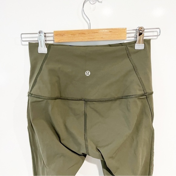Lululemon Wunder Under Crop Legging - Picture 2 of 9